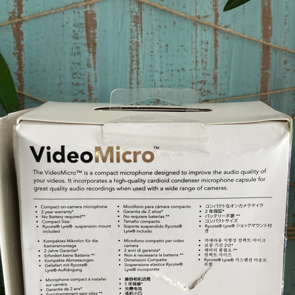 Rode VideoMicro Compact On-Camera Microphone with Rycote Lyre Shock Mount, Auxil - Picture 5 of 8